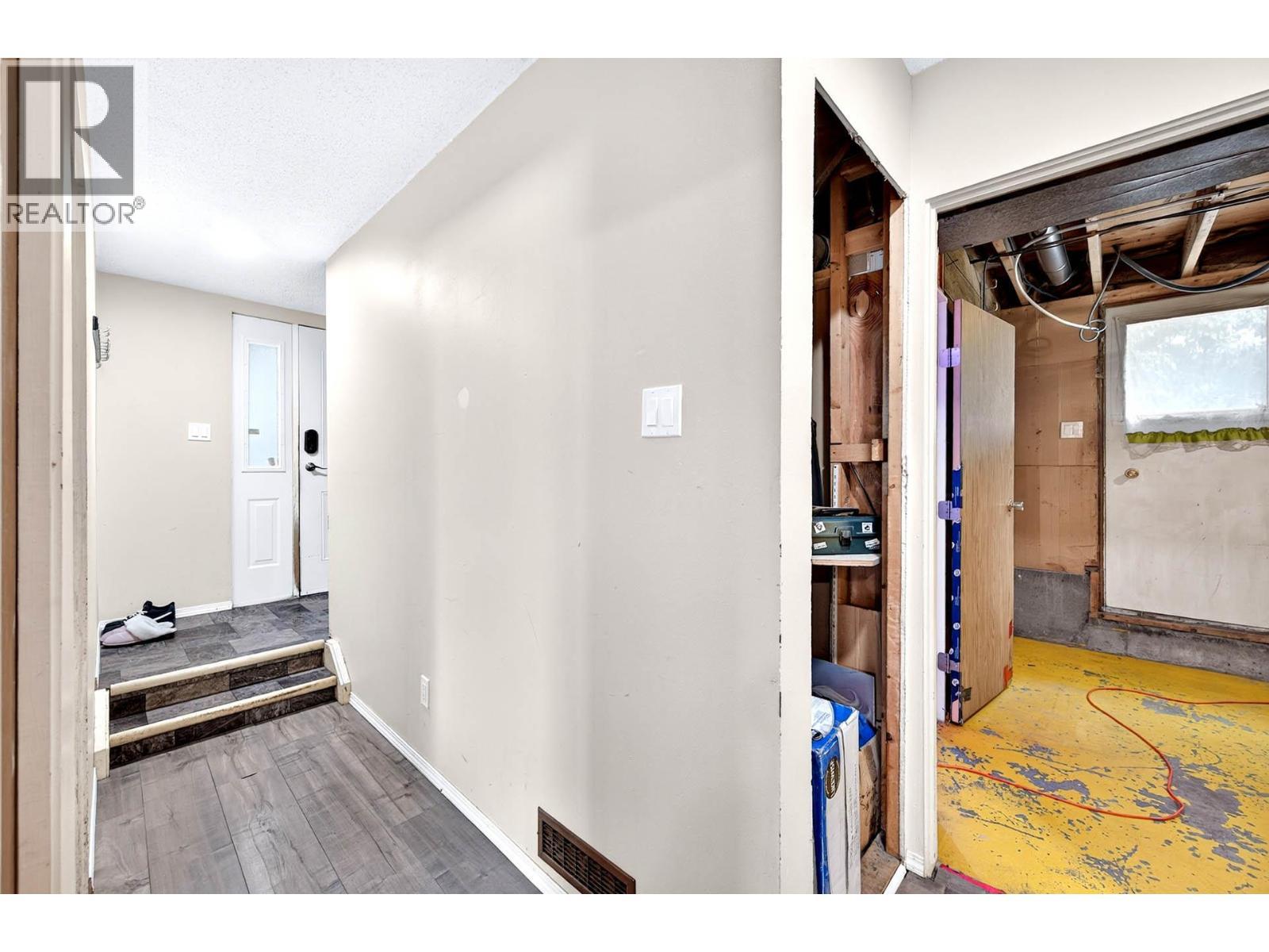 800 Valhalla Drive Unit# 40, Kamloops, BC - Indoor