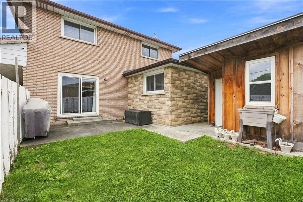 377 Carson Drive, Hamilton, ON - Outdoor With Exterior