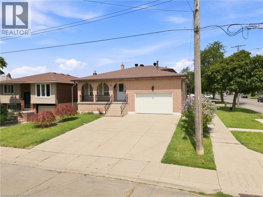 377 Carson Drive, Hamilton, ON - Outdoor With Facade