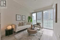 617 - 15 QUEENS QUAY E Toronto, ON M5E 0C5