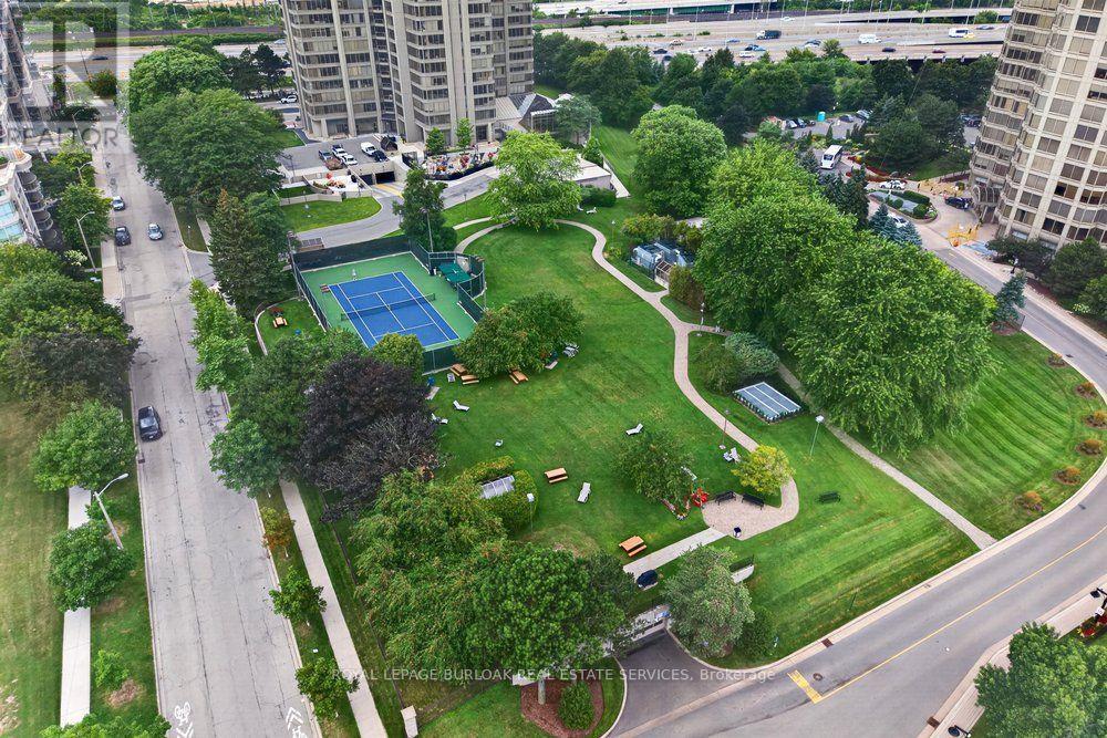 2901 - 2045 Lake Shore Boulevard W, Toronto, ON - Outdoor With View
