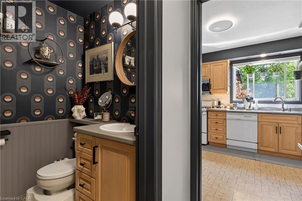 28 Ramsgate Drive, Stoney Creek, ON - Indoor