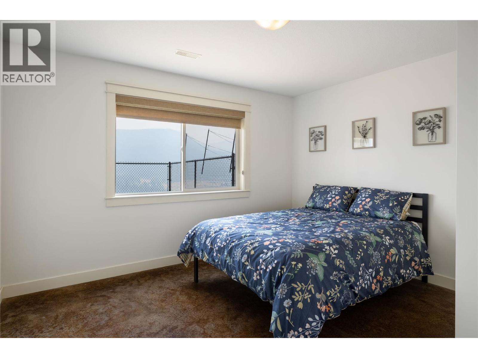 Bedroom 3 - 7261 Silver Ridge Drive, Vernon, BC - Indoor Photo Showing Bedroom