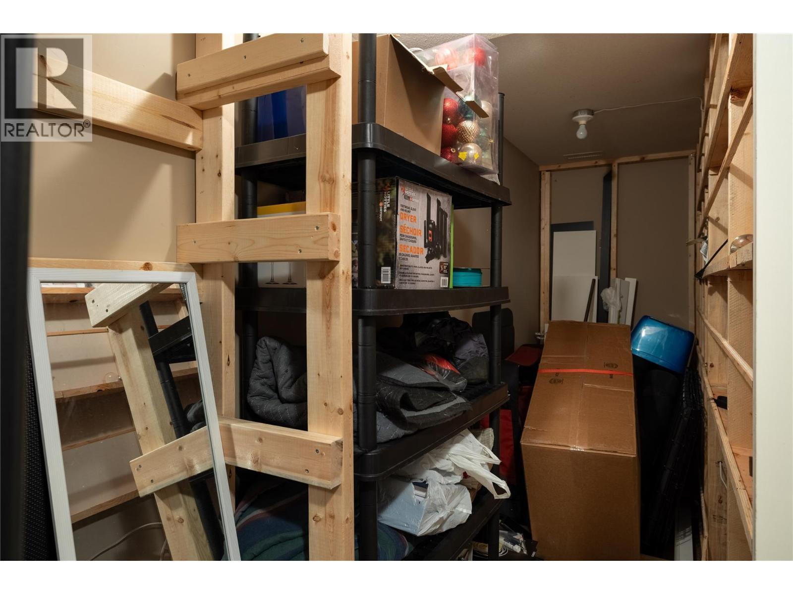 Storage hidden - 7261 Silver Ridge Drive, Vernon, BC - Indoor Photo Showing Other Room