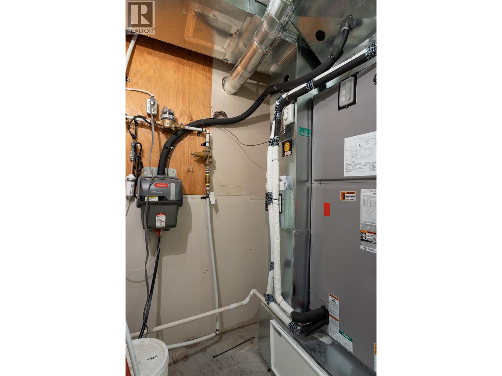 HVAC - 7261 Silver Ridge Drive, Vernon, BC - Indoor Photo Showing Basement