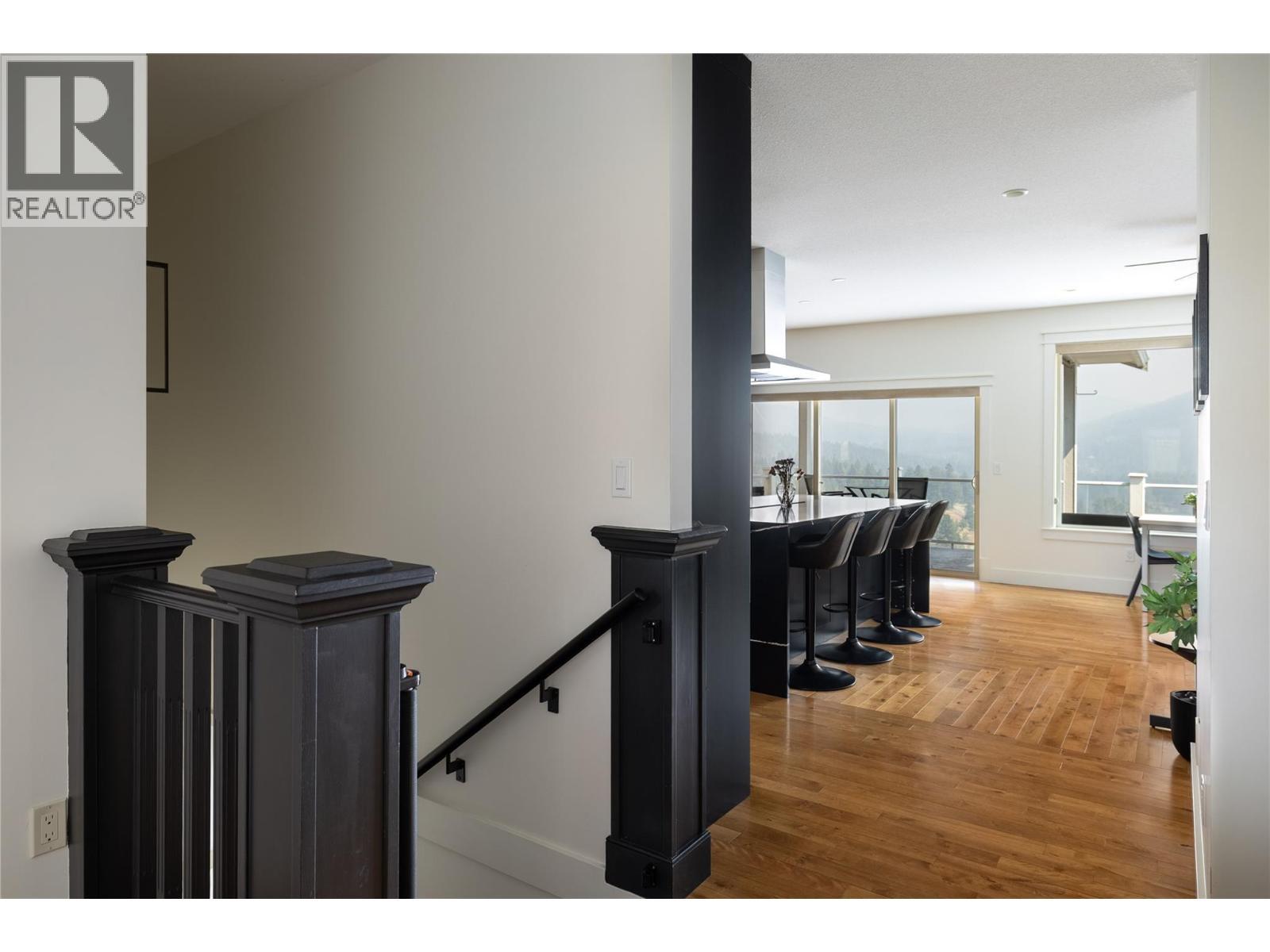 Wait....... - 7261 Silver Ridge Drive, Vernon, BC - Indoor Photo Showing Other Room