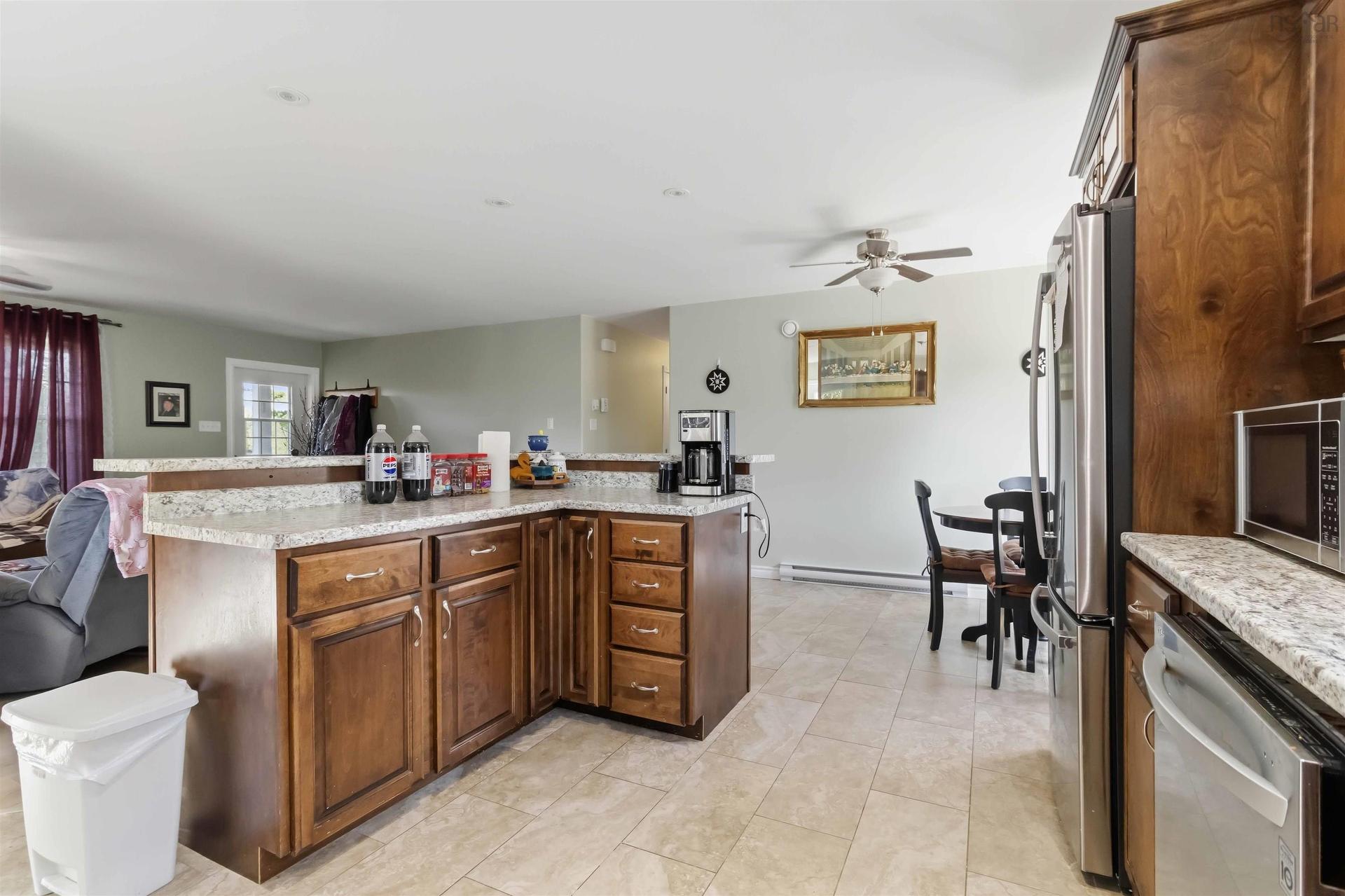 13 Nick Drive, Pine Grove, NS - Indoor Photo Showing Kitchen