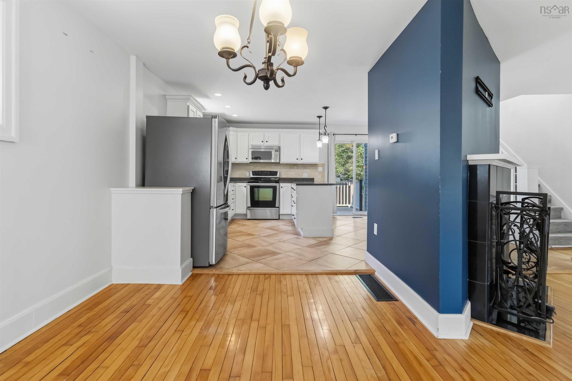 6167 Windsor Terrace, Halifax Peninsula, NS - Indoor Photo Showing Kitchen
