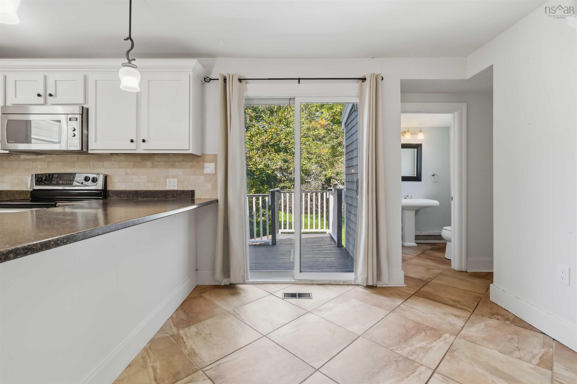 6167 Windsor Terrace, Halifax Peninsula, NS - Indoor