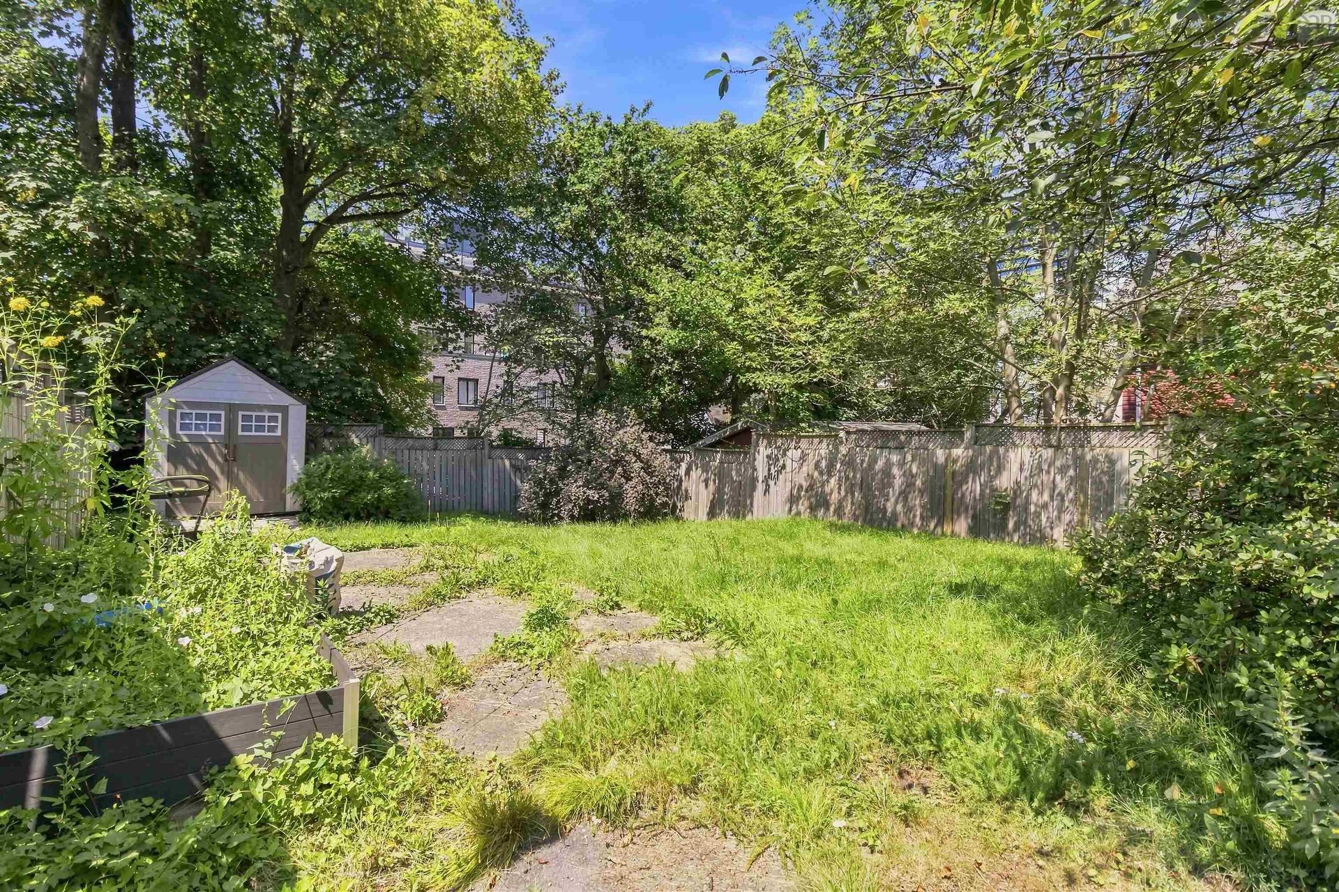 6167 Windsor Terrace, Halifax Peninsula, NS - Outdoor