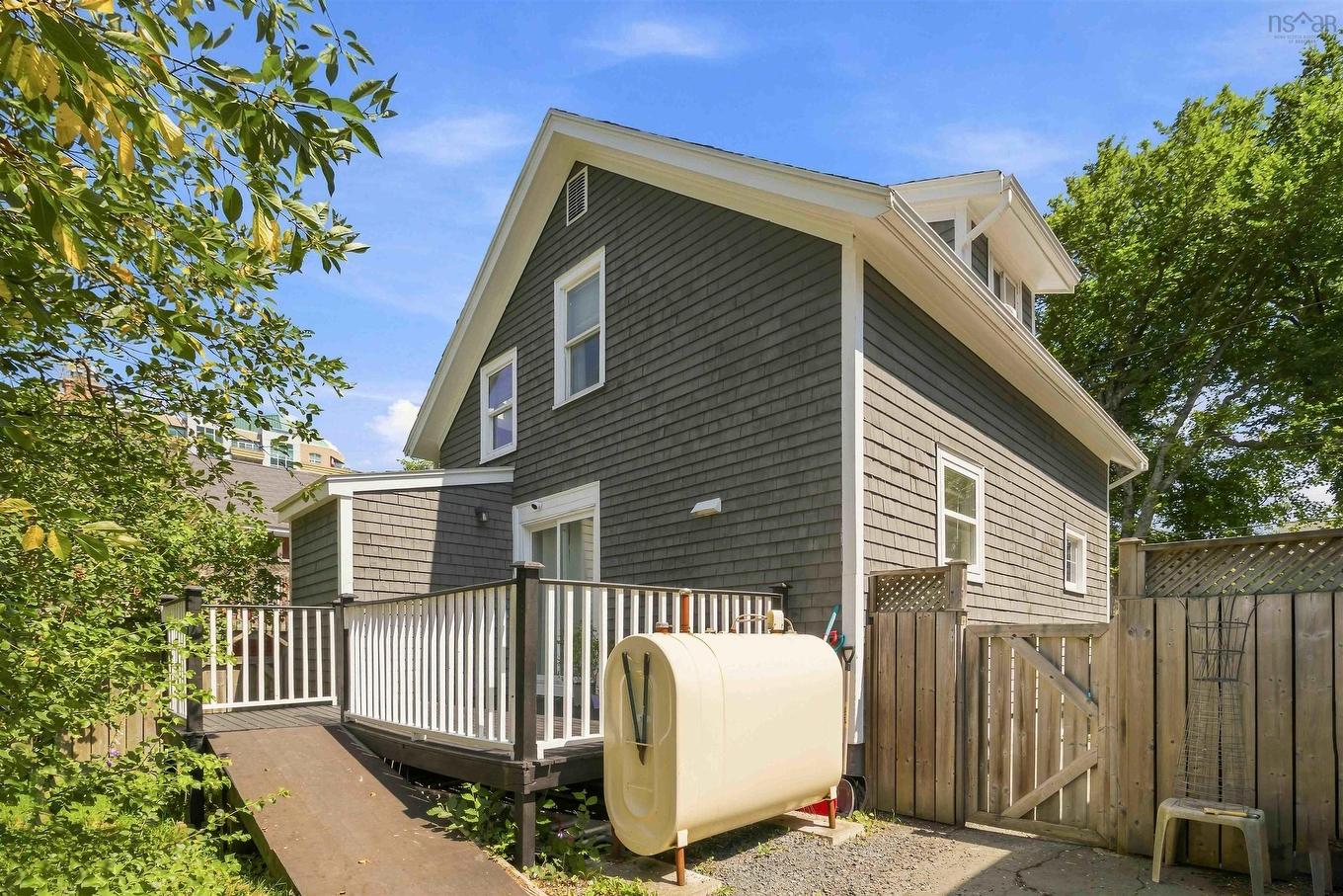 6167 Windsor Terrace, Halifax Peninsula, NS