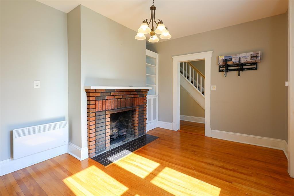 250-252 Central Street, Summerside, PE - Indoor Photo Showing Living Room With Fireplace