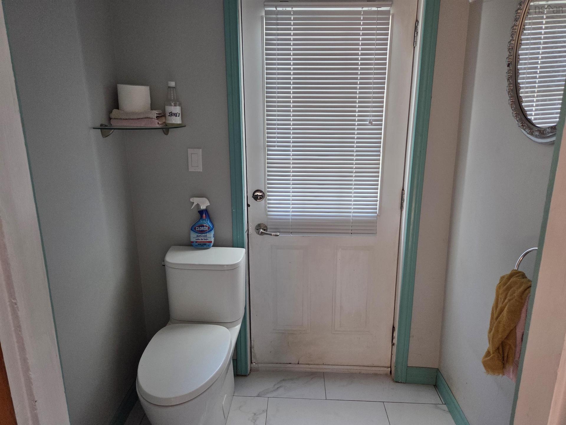 135 Dominion Street, Truro, NS - Indoor Photo Showing Bathroom