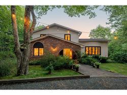32 Halfway Lake Drive Hammonds Plains, NS B4B 1N4
