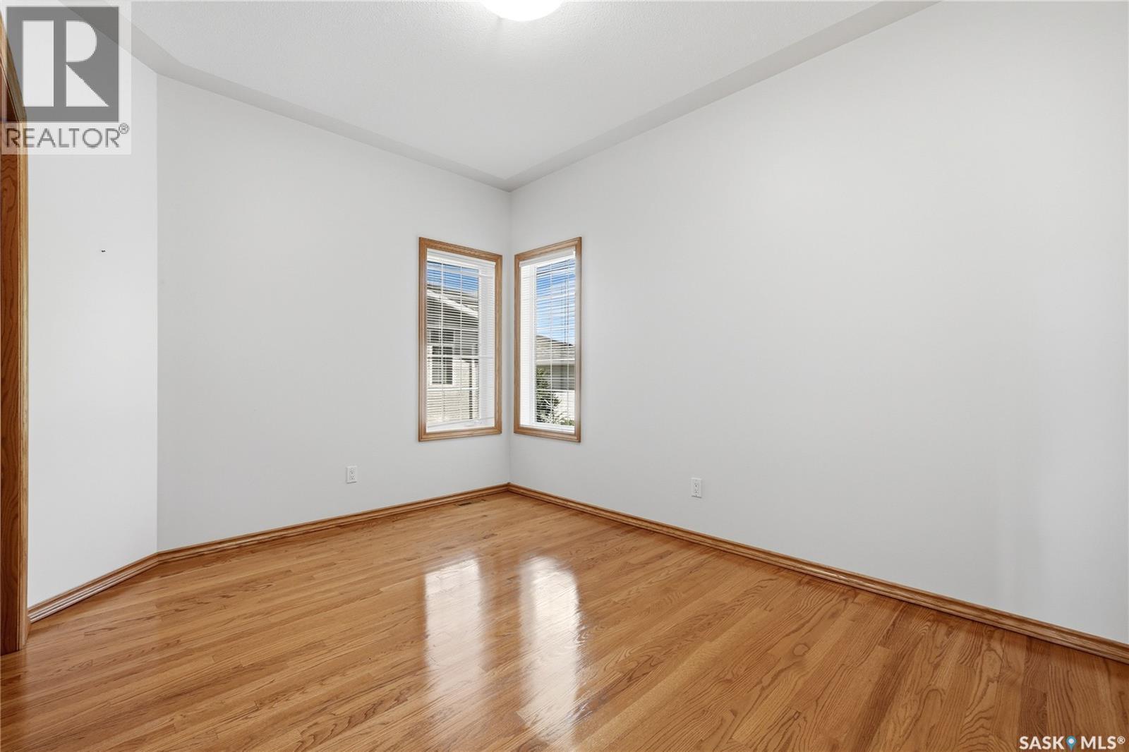 11330 Wascana Meadows, Regina, SK - Indoor Photo Showing Other Room