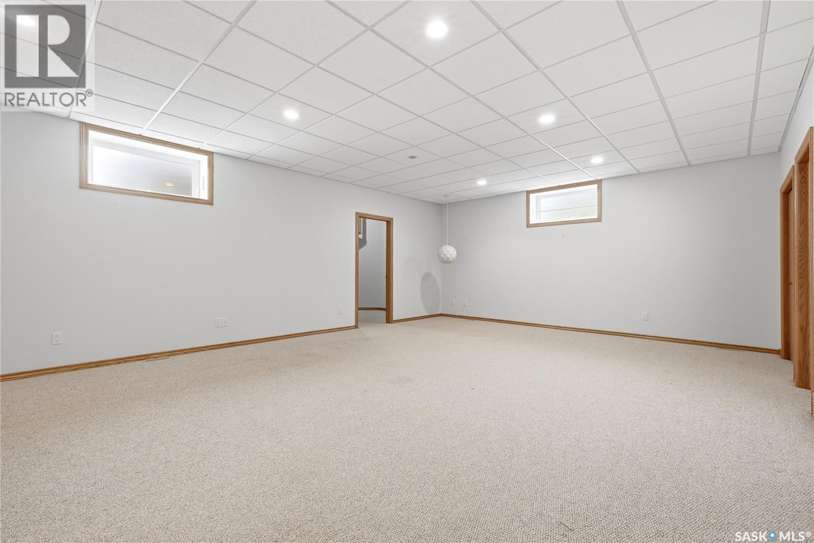 11330 Wascana Meadows, Regina, SK - Indoor