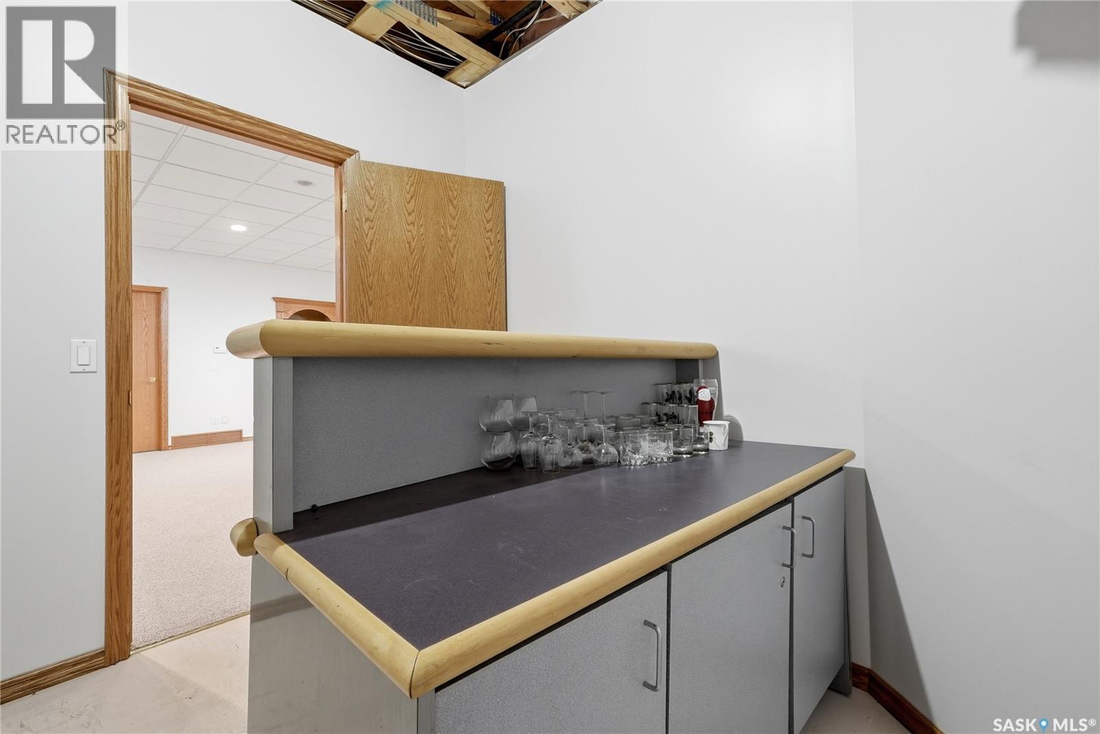 11330 Wascana Meadows, Regina, SK - Indoor Photo Showing Other Room