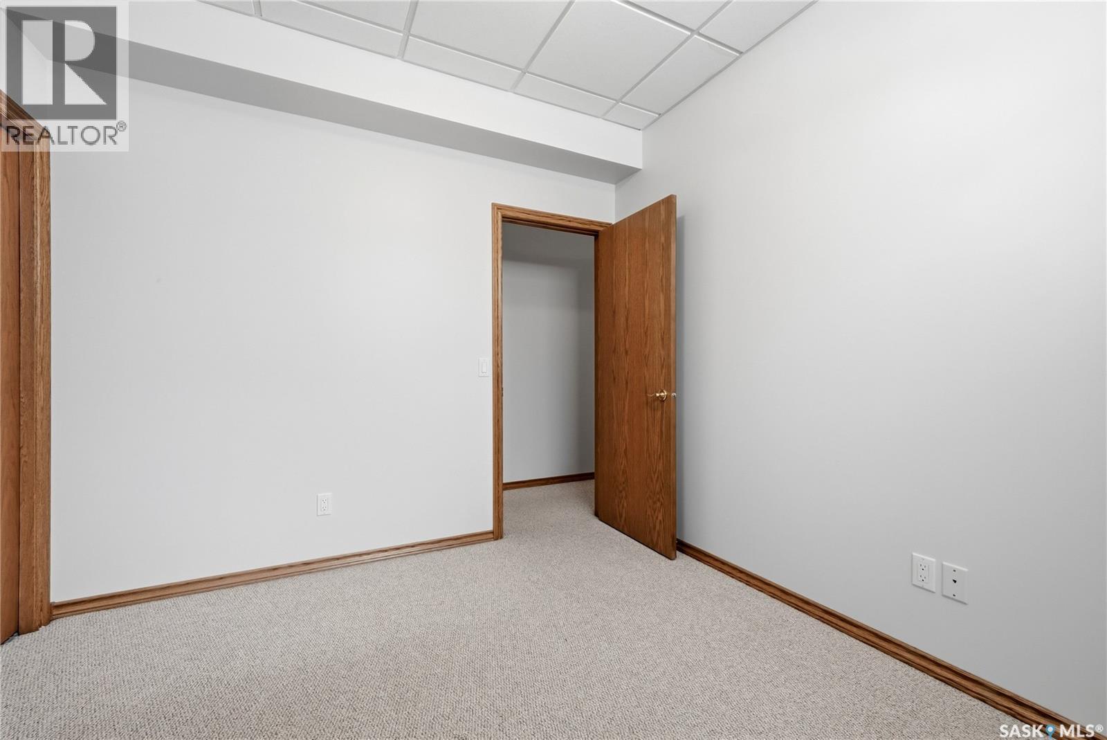 11330 Wascana Meadows, Regina, SK - Indoor Photo Showing Other Room