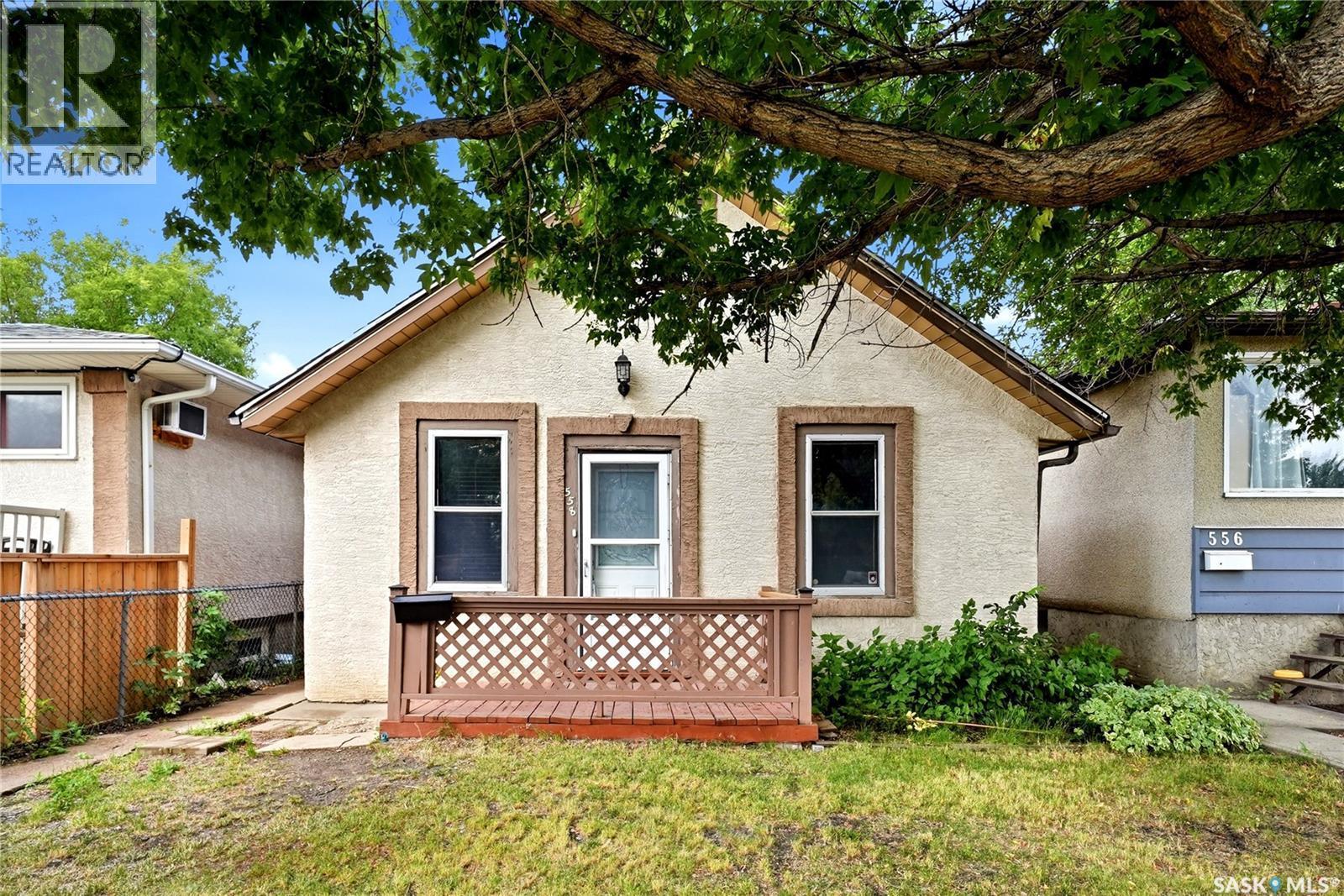 558 Osler Street, Regina, SK - Outdoor