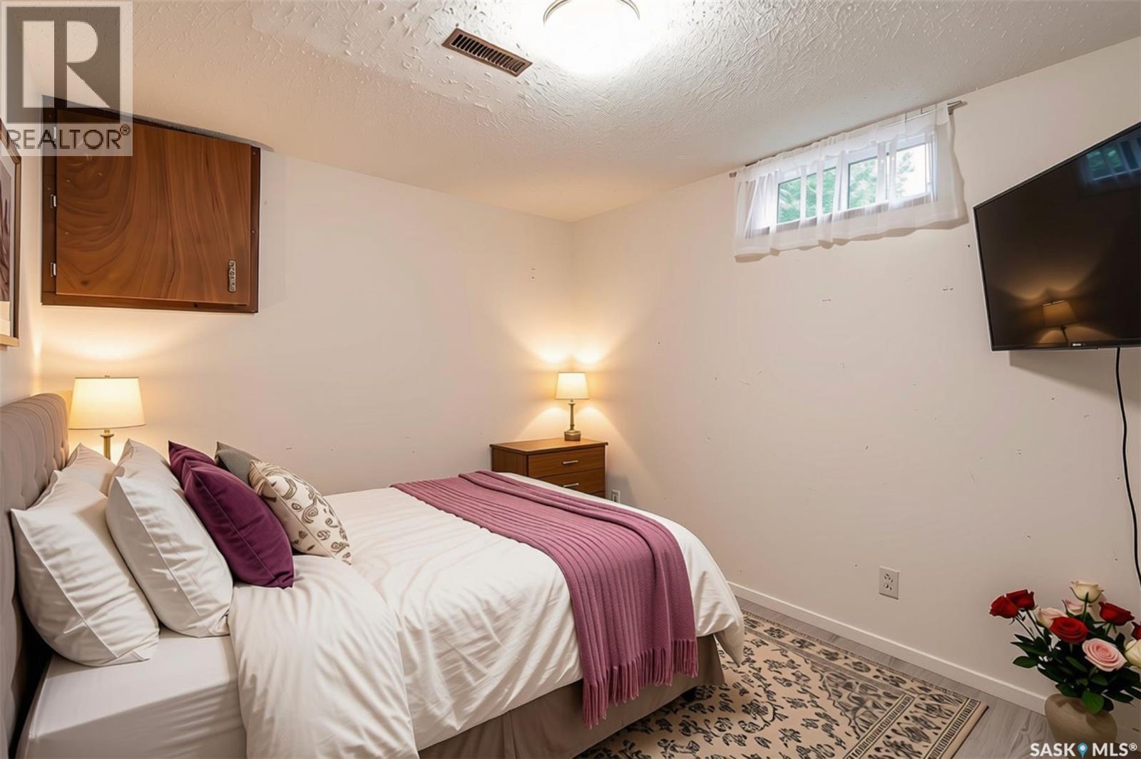 19 Nash Place, Saskatoon, SK - Indoor Photo Showing Bedroom