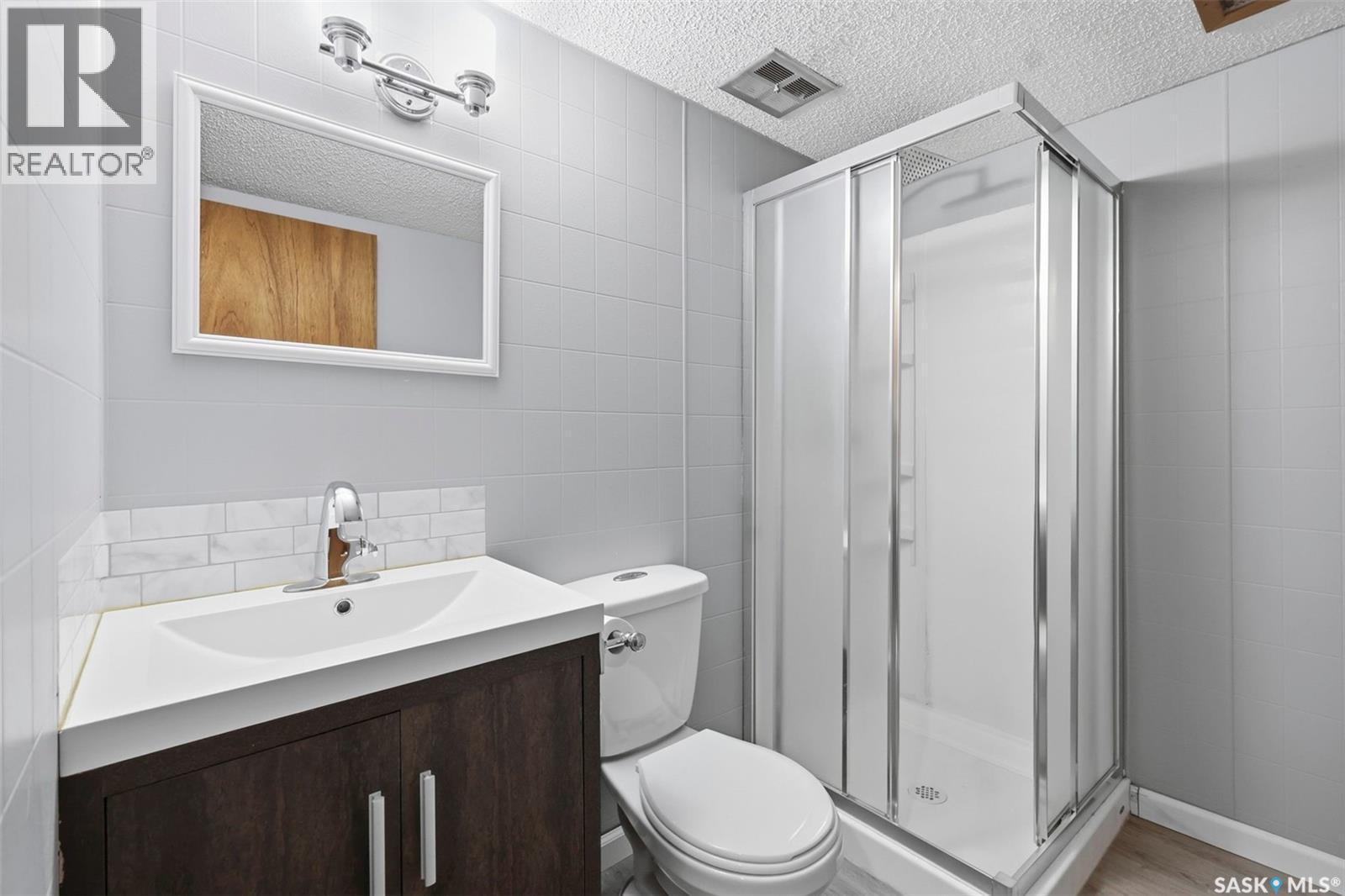 19 Nash Place, Saskatoon, SK - Indoor Photo Showing Bathroom