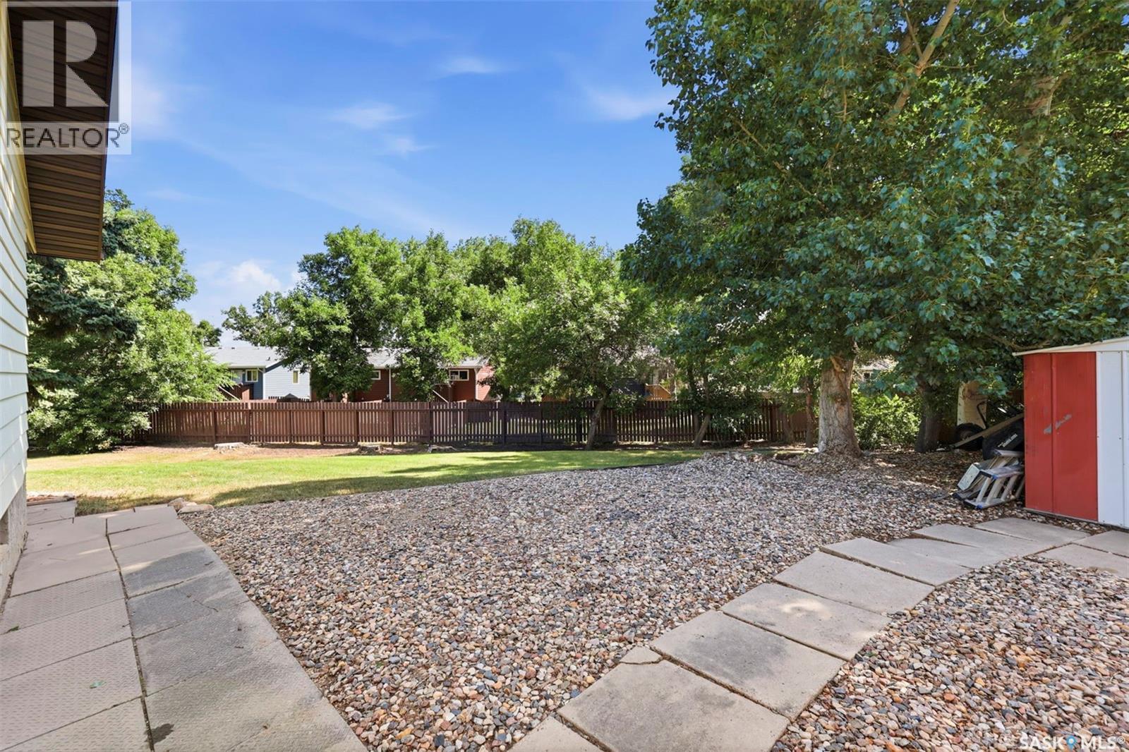 19 Nash Place, Saskatoon, SK - Outdoor