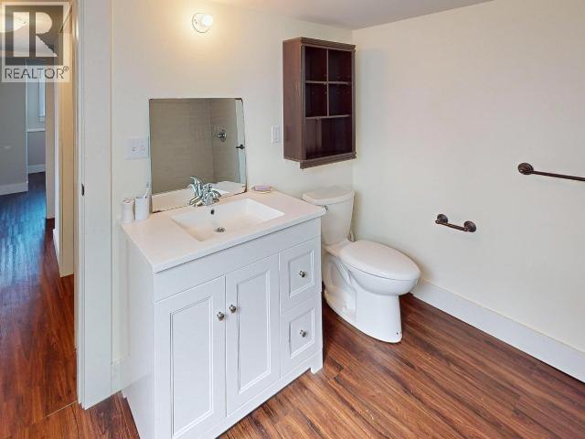 4311 Westview Ave, Powell River, BC - Indoor Photo Showing Bathroom