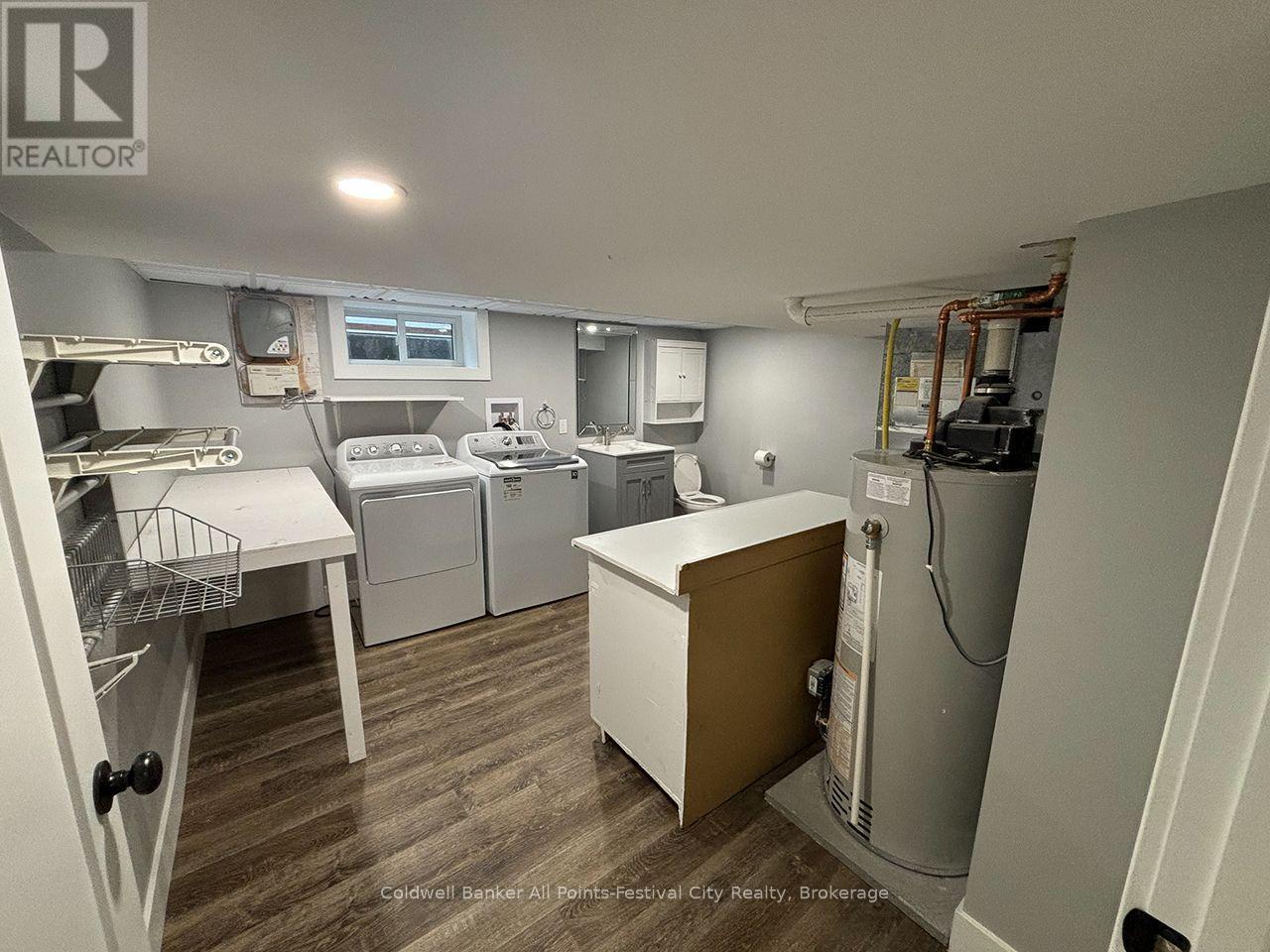 13 Waterloo Street N, Goderich (Goderich (Town)), ON - Indoor Photo Showing Laundry Room