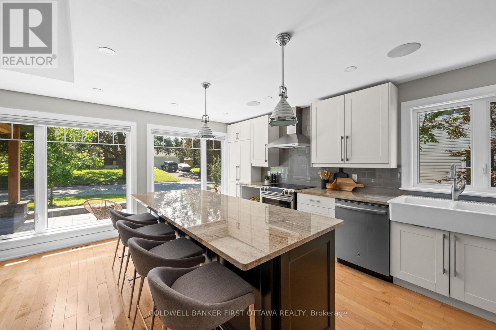 199 Mountbatten Avenue, Ottawa, ON - Indoor Photo Showing Other Room