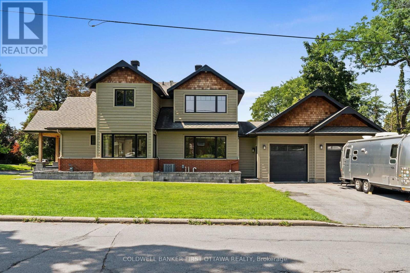 199 Mountbatten Avenue, Ottawa, ON - Outdoor With Facade