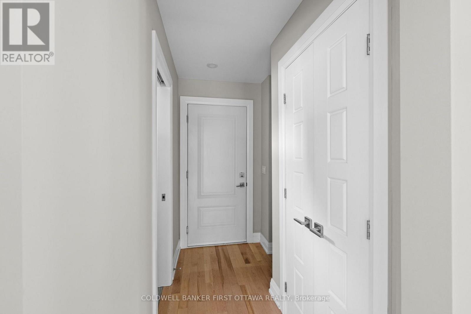 199 Mountbatten Avenue, Ottawa, ON - Indoor Photo Showing Other Room