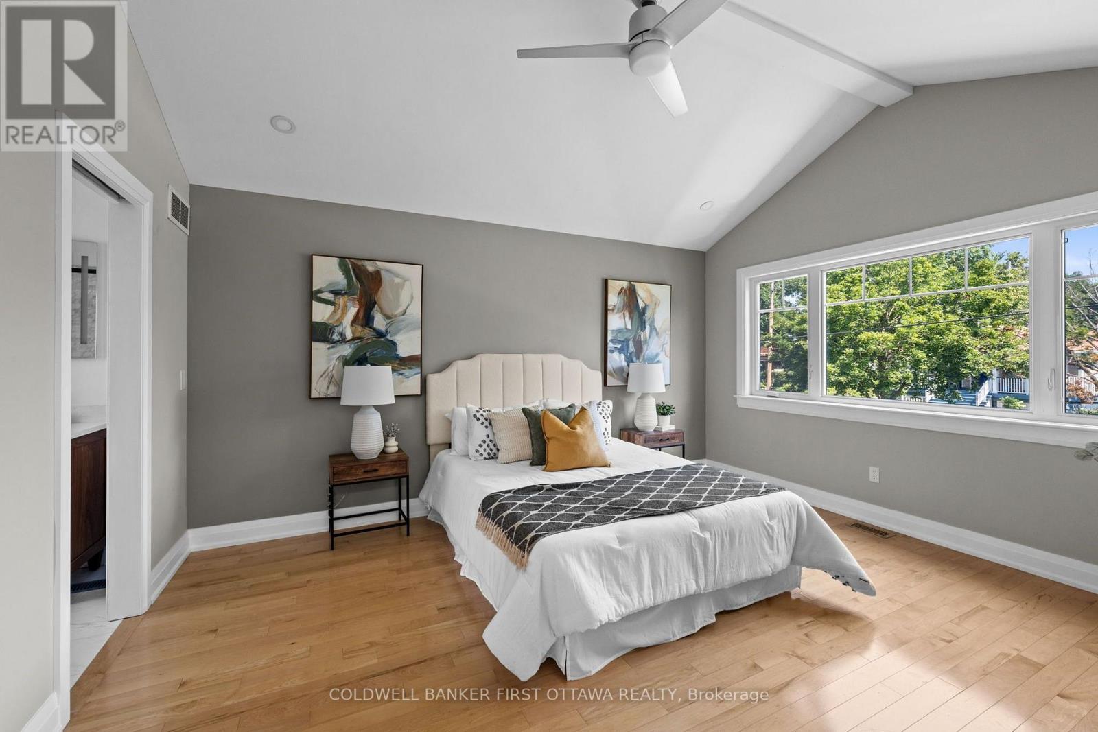 199 Mountbatten Avenue, Ottawa, ON - Indoor Photo Showing Bedroom