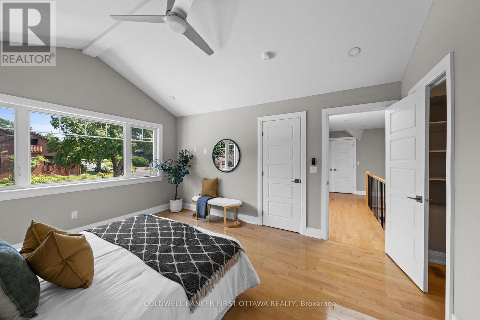 199 Mountbatten Avenue, Ottawa, ON - Indoor Photo Showing Bedroom