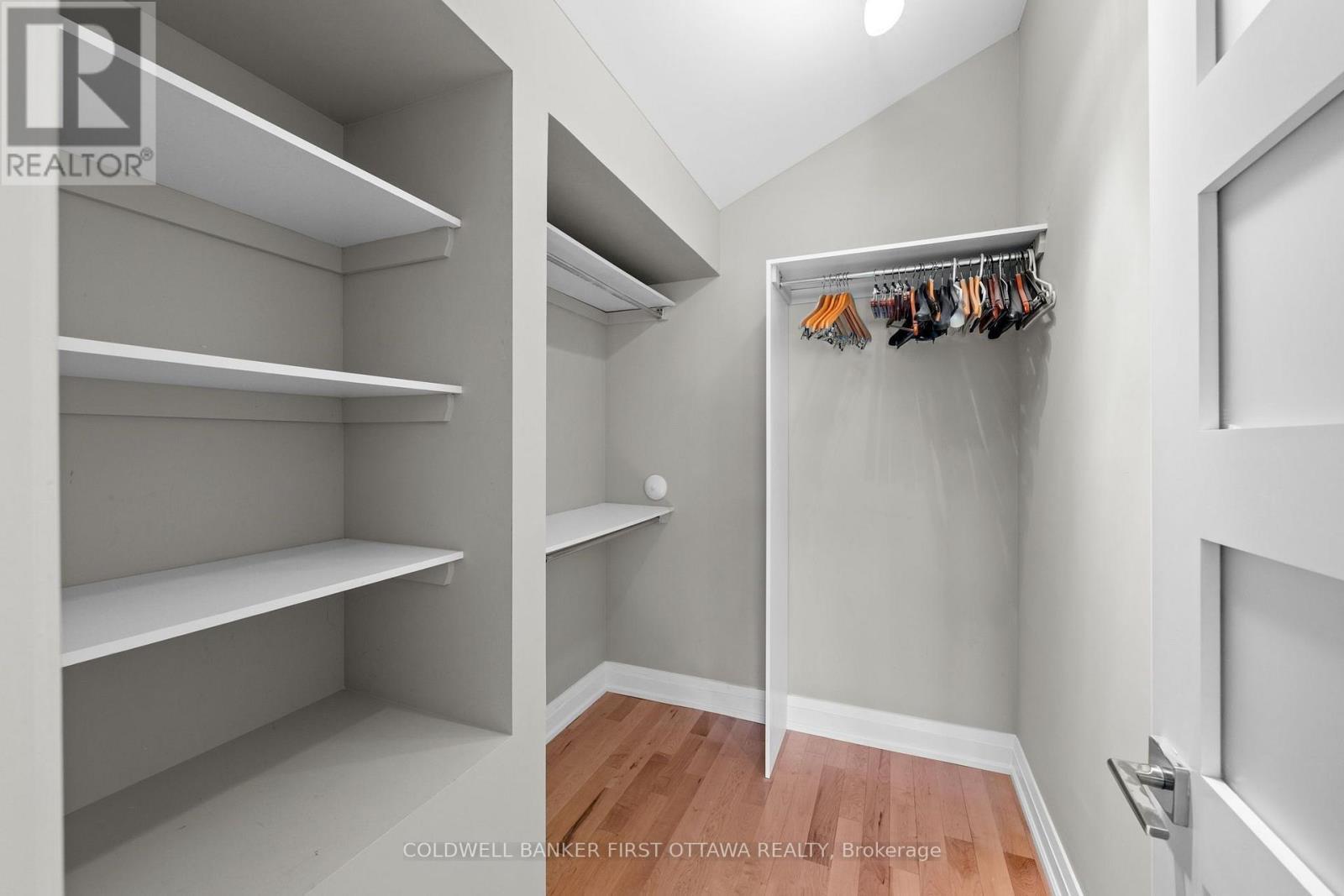 199 Mountbatten Avenue, Ottawa, ON - Indoor With Storage