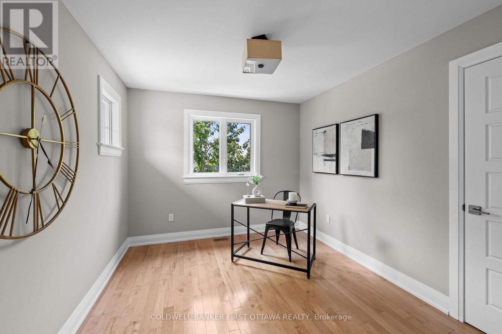 199 Mountbatten Avenue, Ottawa, ON - Indoor