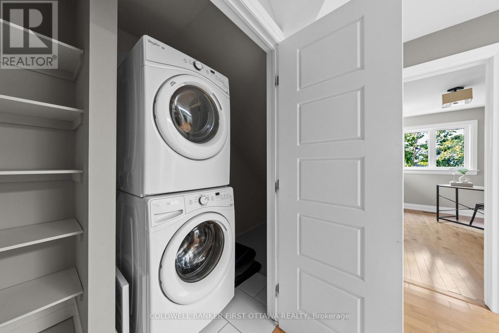 199 Mountbatten Avenue, Ottawa, ON - Indoor Photo Showing Laundry Room