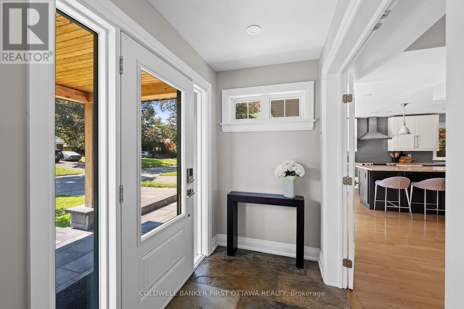 199 Mountbatten Avenue, Ottawa, ON - Indoor Photo Showing Other Room
