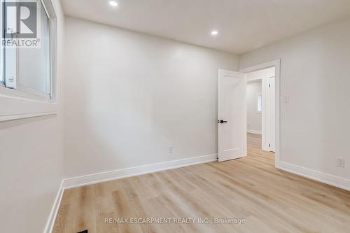 63 Hardale Crescent, Hamilton, ON - Indoor Photo Showing Other Room