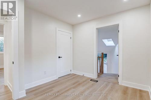 63 Hardale Crescent, Hamilton, ON - Indoor Photo Showing Other Room