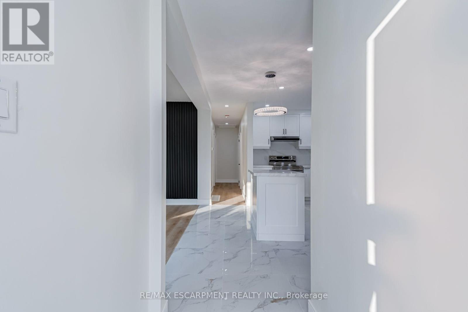 63 Hardale Crescent, Hamilton, ON -
