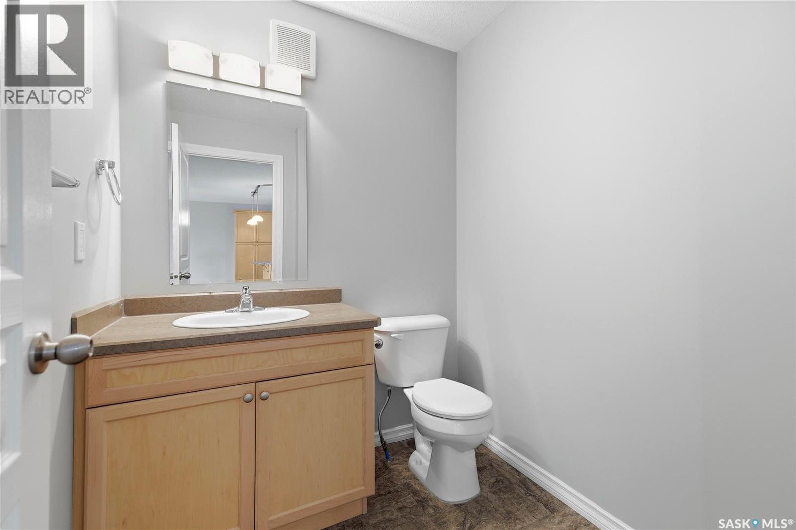 106 6345 Rochdale Boulevard, Regina, SK - Indoor Photo Showing Bathroom