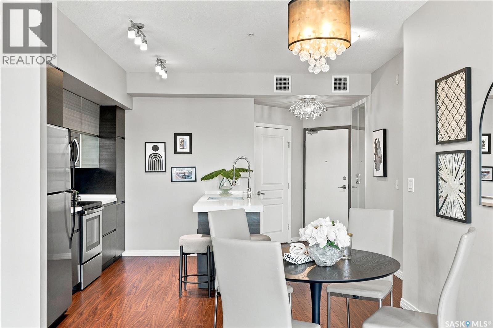 206 225 Maningas Bend, Saskatoon, SK - Indoor Photo Showing Dining Room