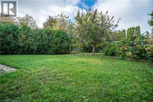 18 Villa Court, Hamilton, ON - Outdoor