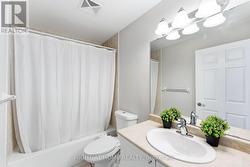 4 pc Common Bathroom - 