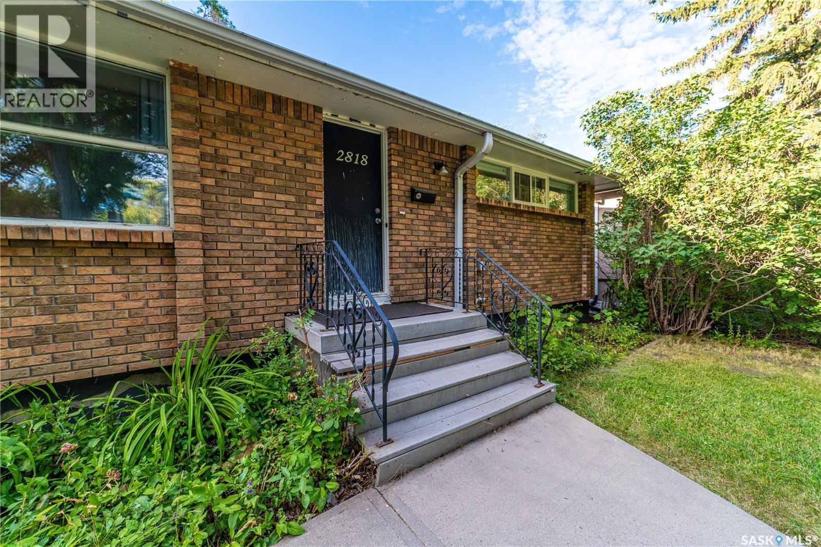 2818 23Rd Avenue, Regina, SK - Outdoor