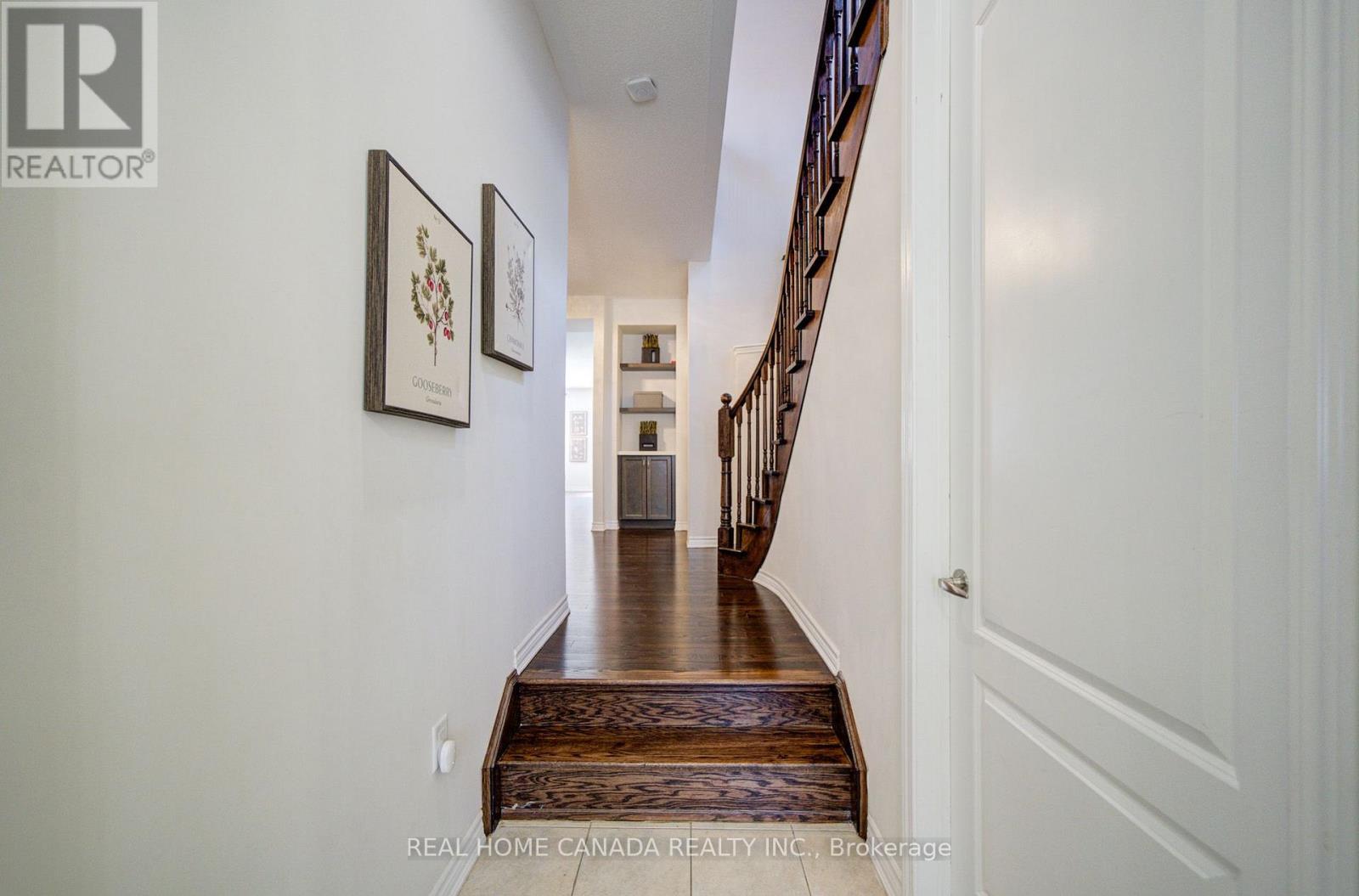 558 Bartleman Terrace, Milton, ON - Indoor Photo Showing Other Room