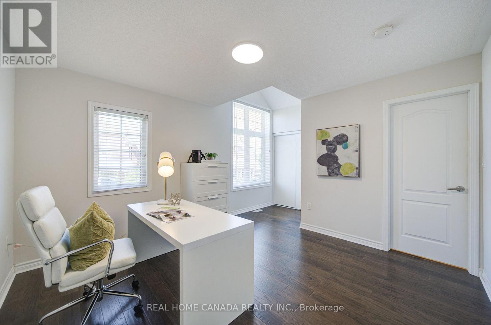 558 Bartleman Terrace, Milton, ON - Indoor