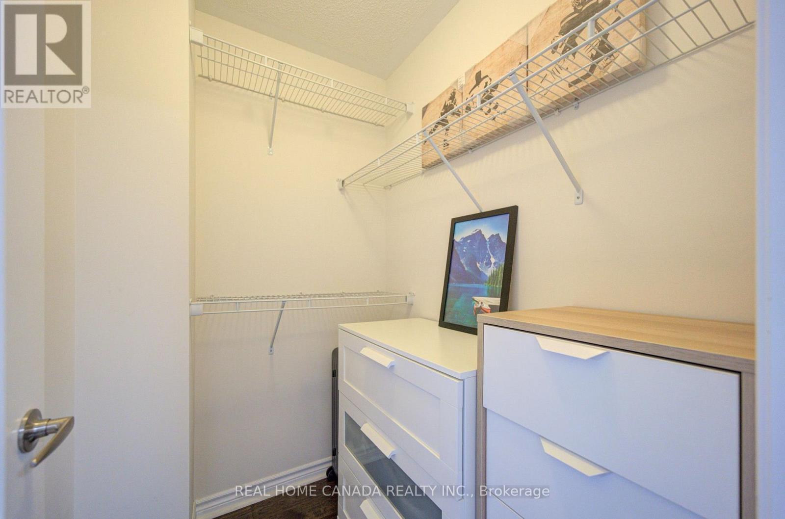 558 Bartleman Terrace, Milton, ON - Indoor