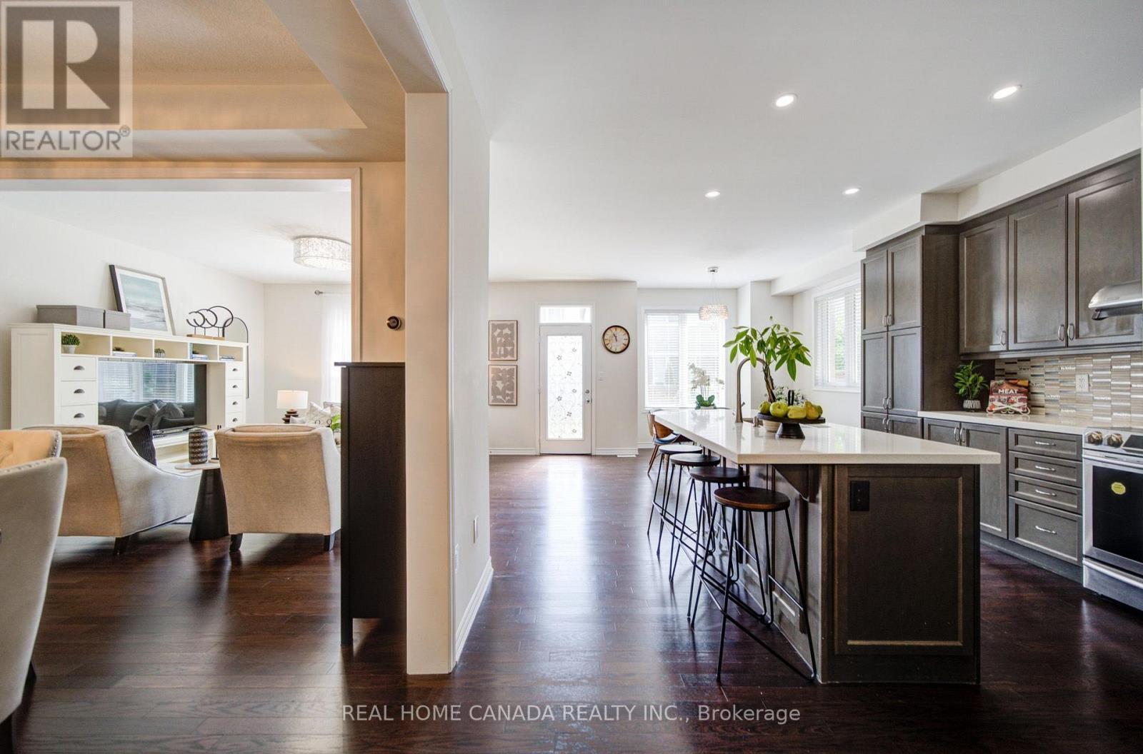 558 Bartleman Terrace, Milton, ON - Indoor Photo Showing Kitchen With Upgraded Kitchen