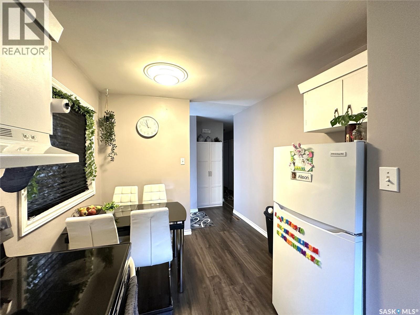 A&B 2818 7Th Street E, Saskatoon, SK - Indoor Photo Showing Other Room